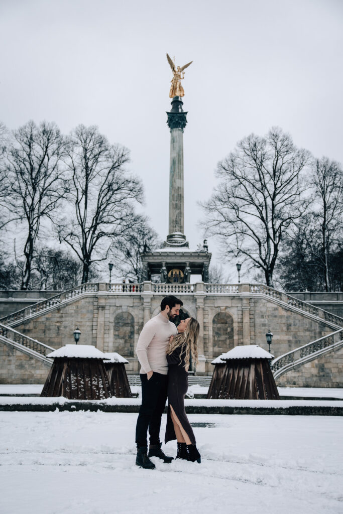Paarshooting München Friedensengel Stefanie Fleischmann Fotografie
