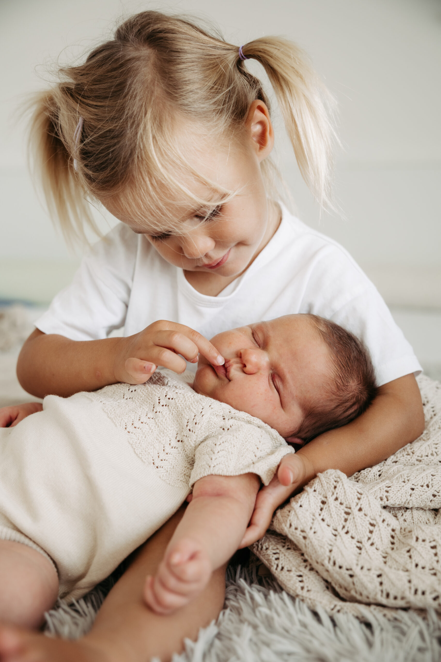 Newborn Homestory München, Bad Tölz, Starnberg Stefanie Fleischmann