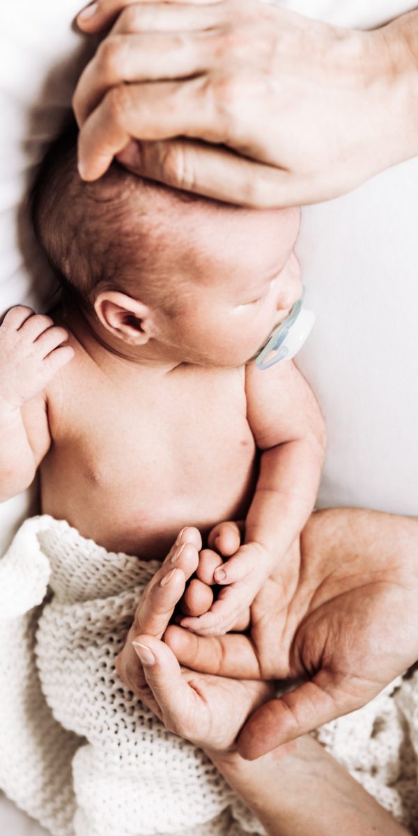 Newbornshooting Augenblicke